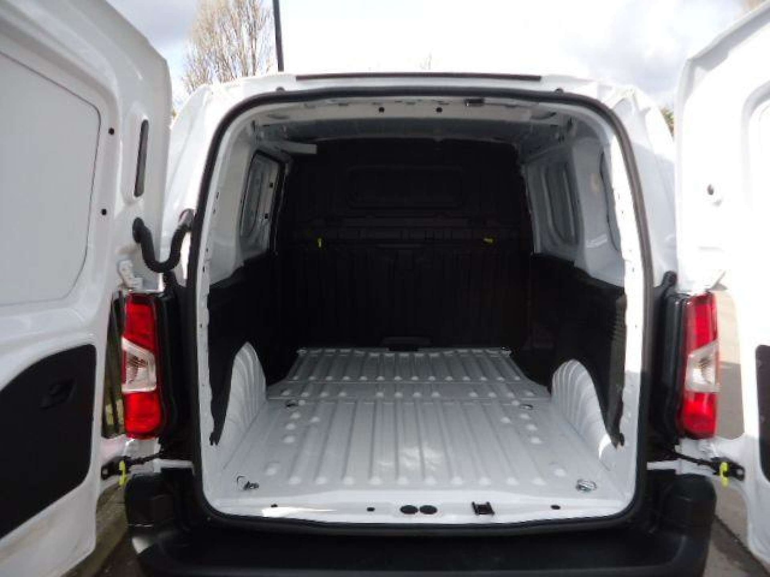 Used Vauxhall Combo 2024 for sale - 76363553: Photo 19