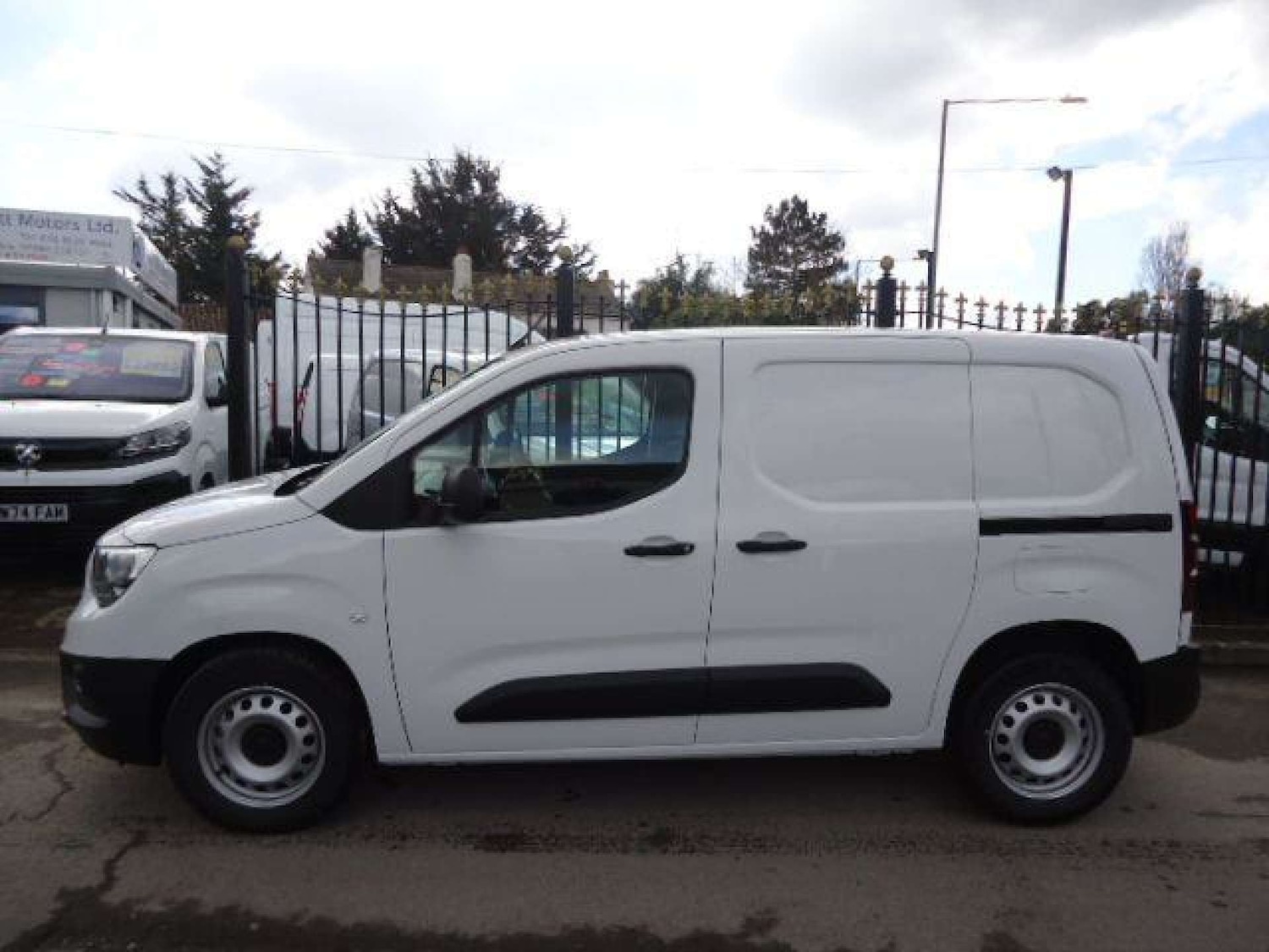 Used Vauxhall Combo 2024 for sale - 76363553: Photo 6