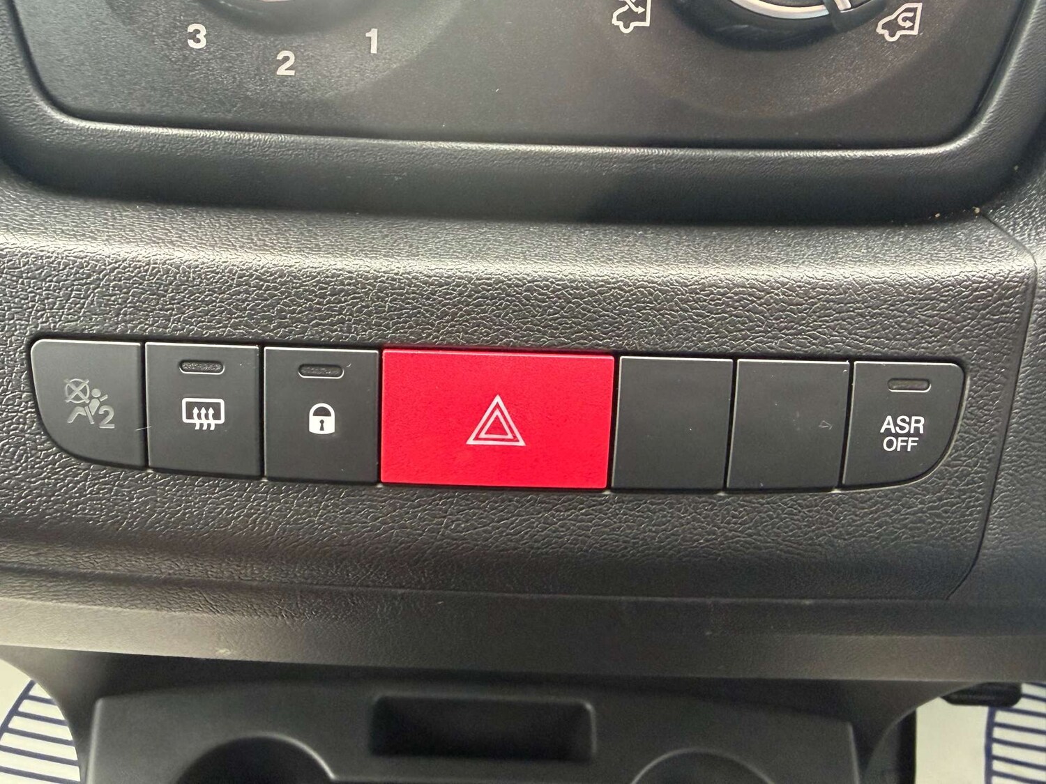 Used Vauxhall Movano 2026 for sale - 76971025: Photo 24