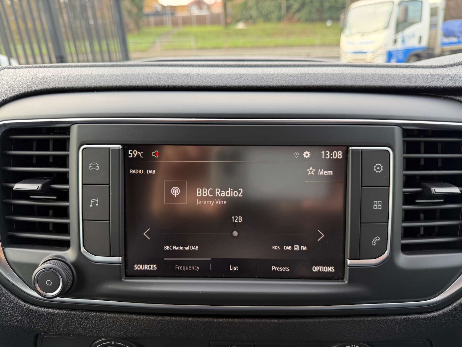 Used Vauxhall Vivaro 2022 for sale - 77025212: Photo 11