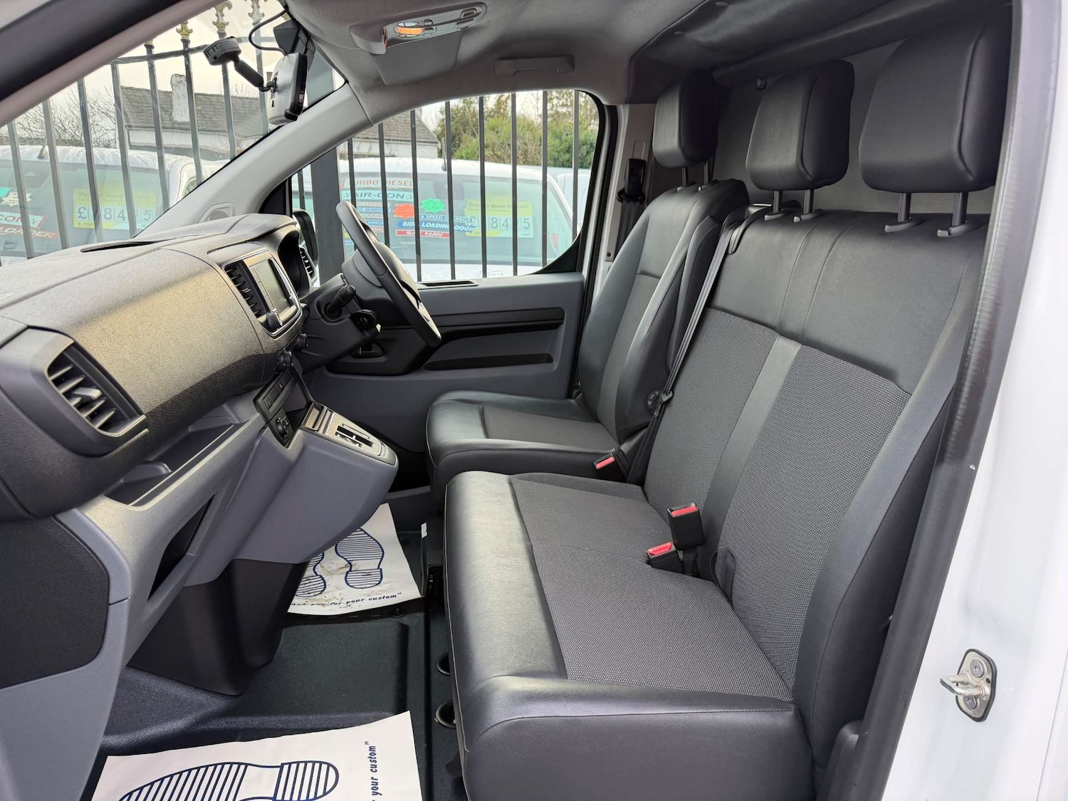 Used Vauxhall Vivaro 2022 for sale - 77025212: Photo 8