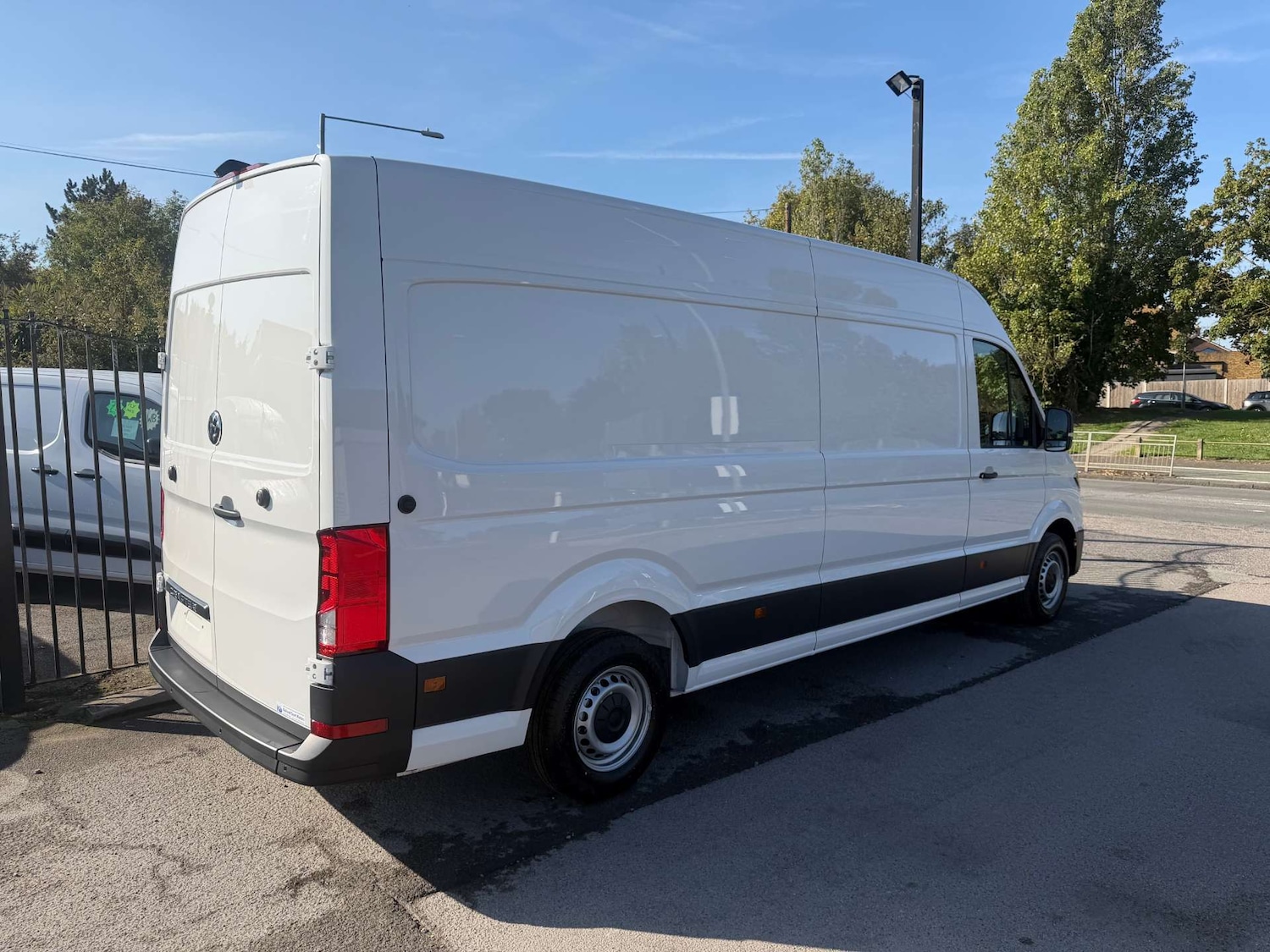 Used Volkswagen Crafter 2025 for sale - 76278317: Photo 2
