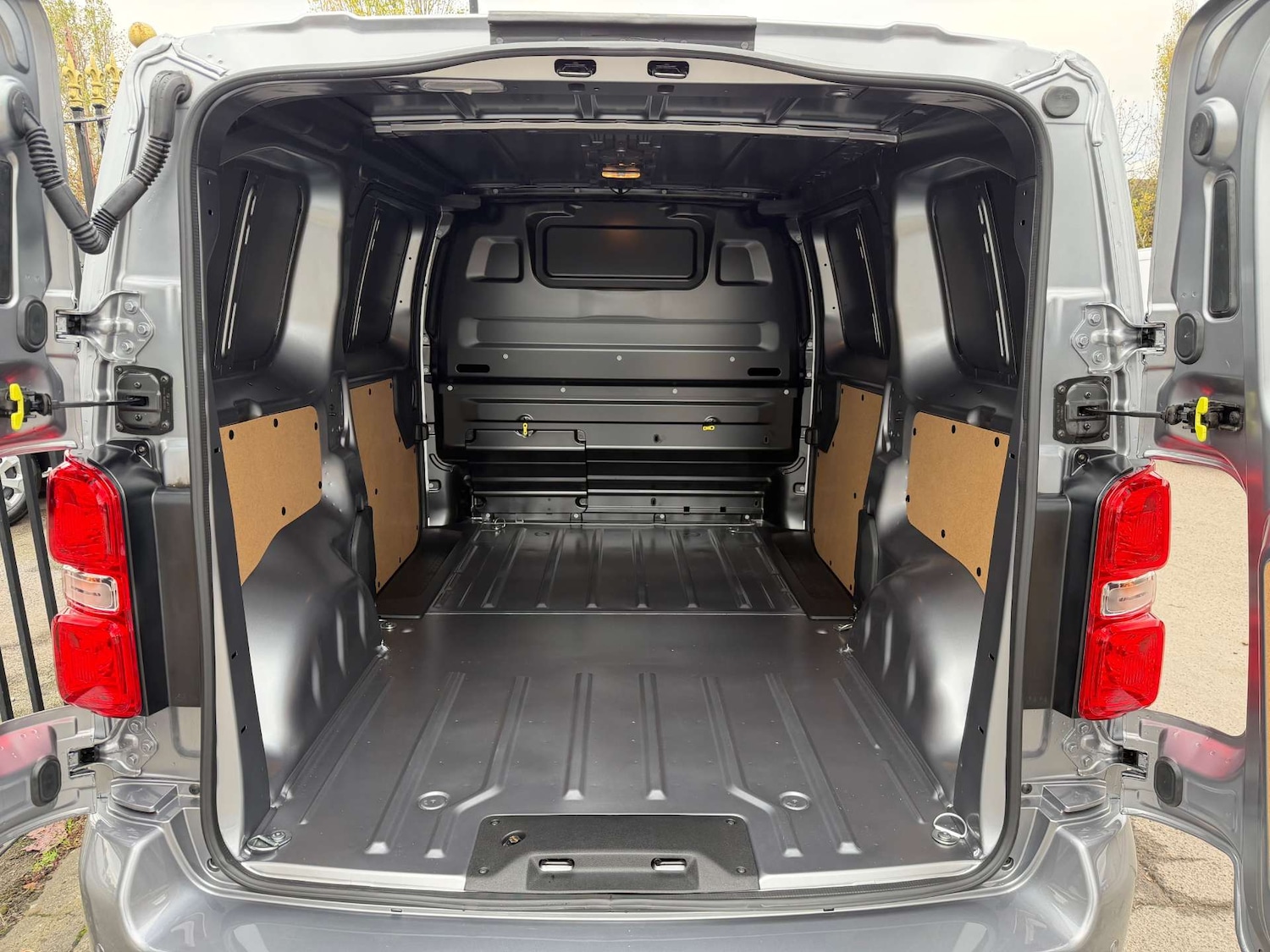 Used Vauxhall Vivaro 2024 for sale - 76625878: Photo 23