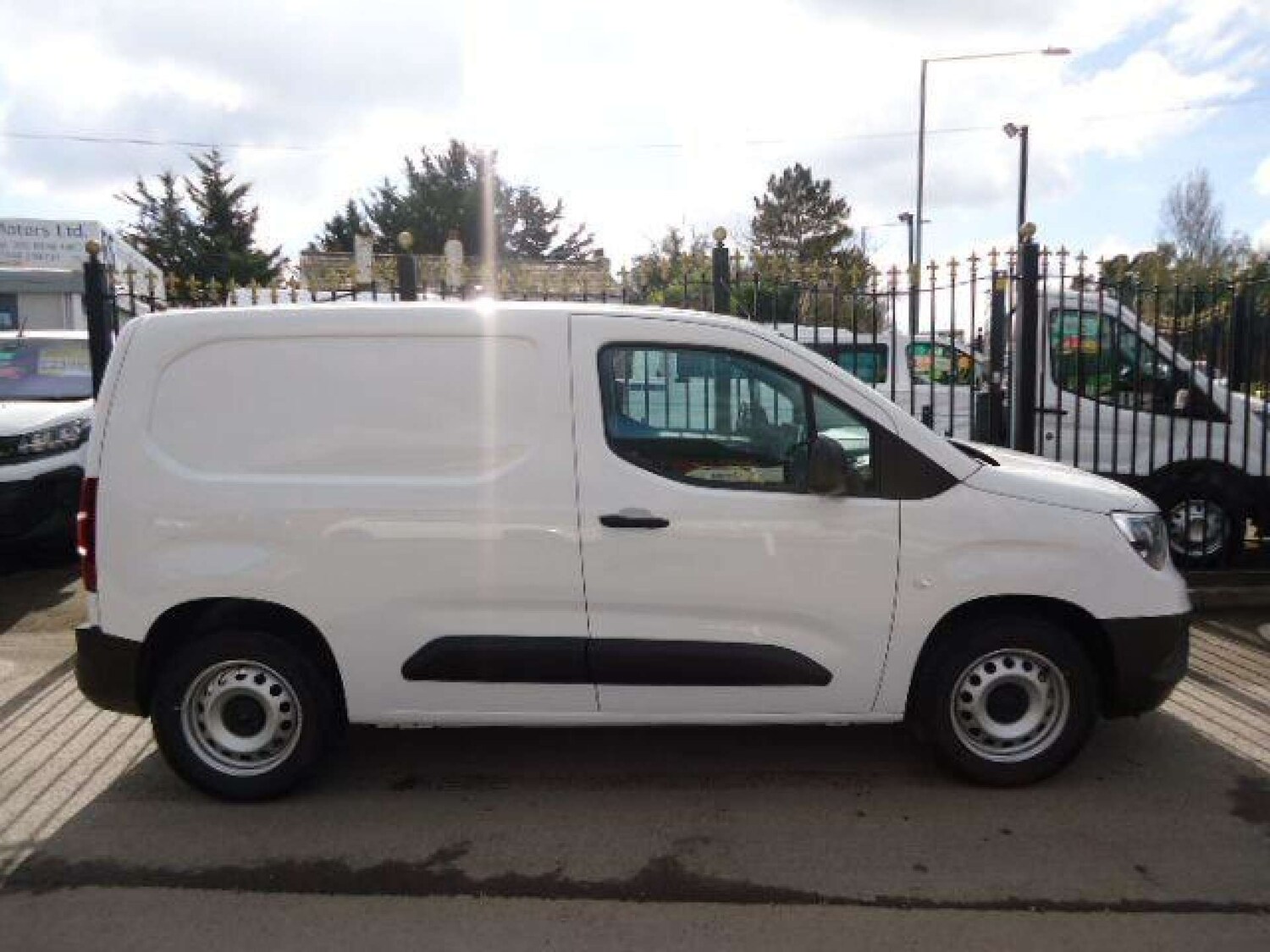 Used Vauxhall Combo 2024 for sale - 77342235: Photo 5