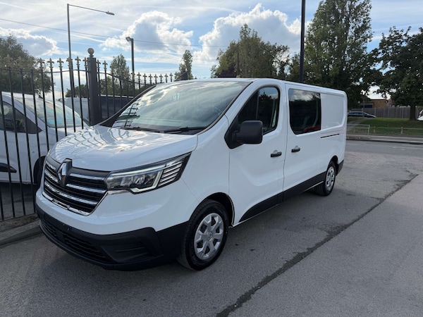 Used Renault Trafic 2025 for sale - 76102717: Photo 1
