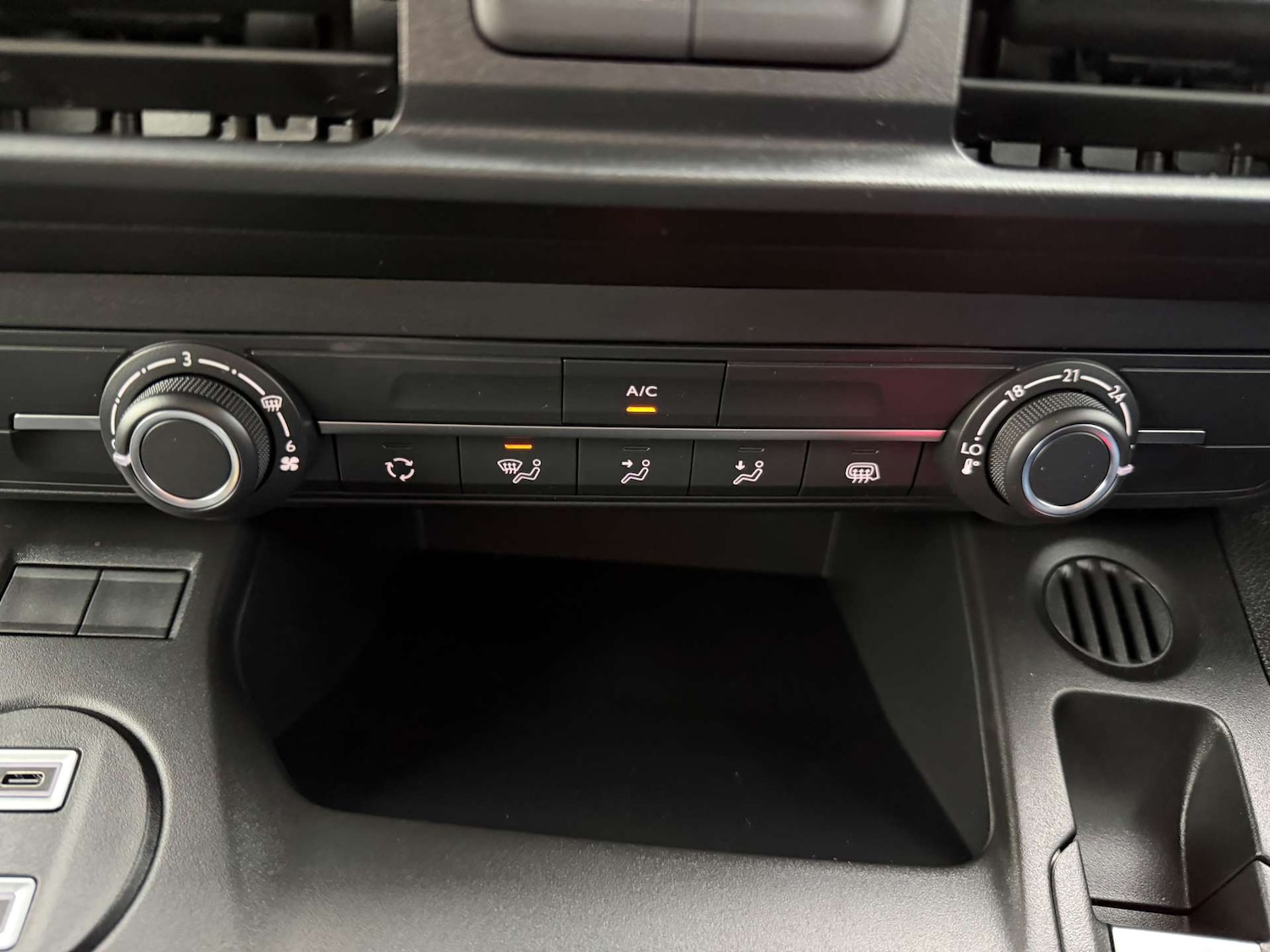 Used Vauxhall Combo 2025 for sale - 77366833: Photo 17