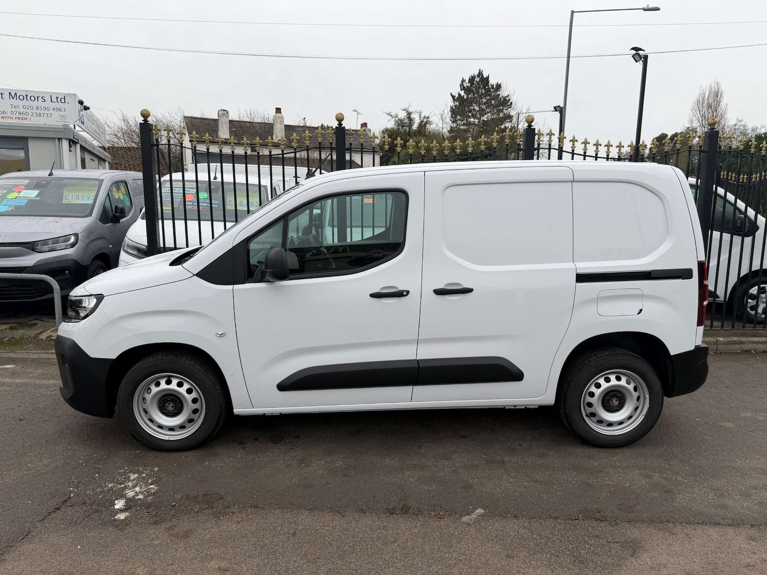 Used Vauxhall Combo 2025 for sale - 76894476: Photo 6