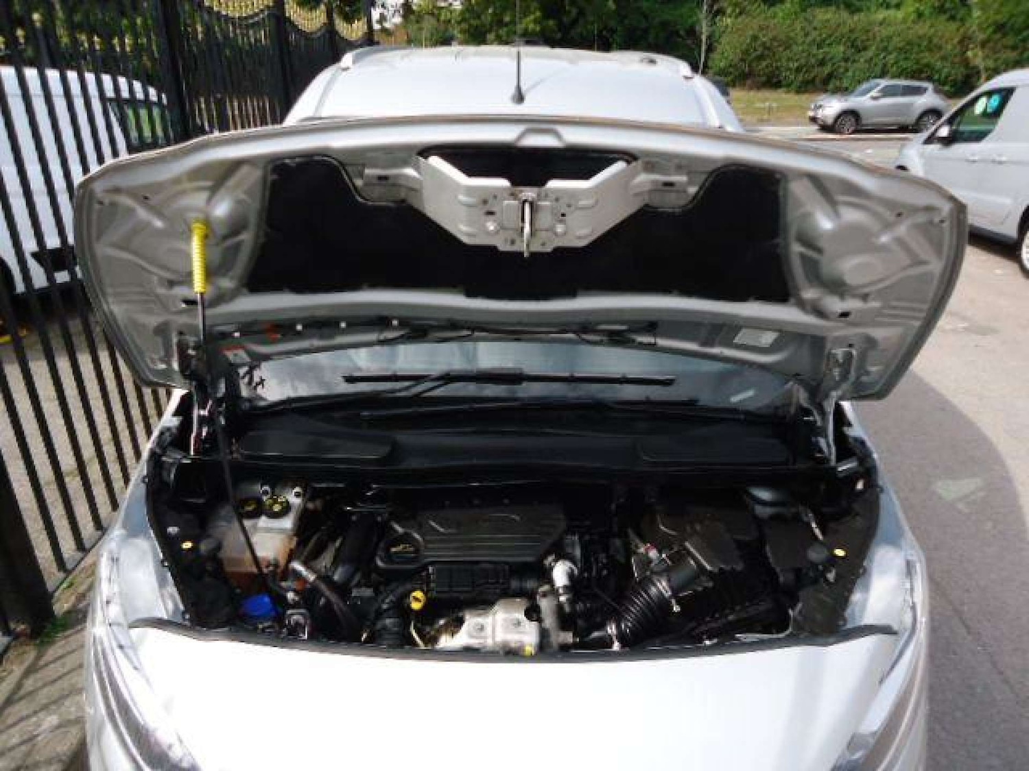 Used Ford Transit Connect 2019 for sale - 76601081: Photo 16