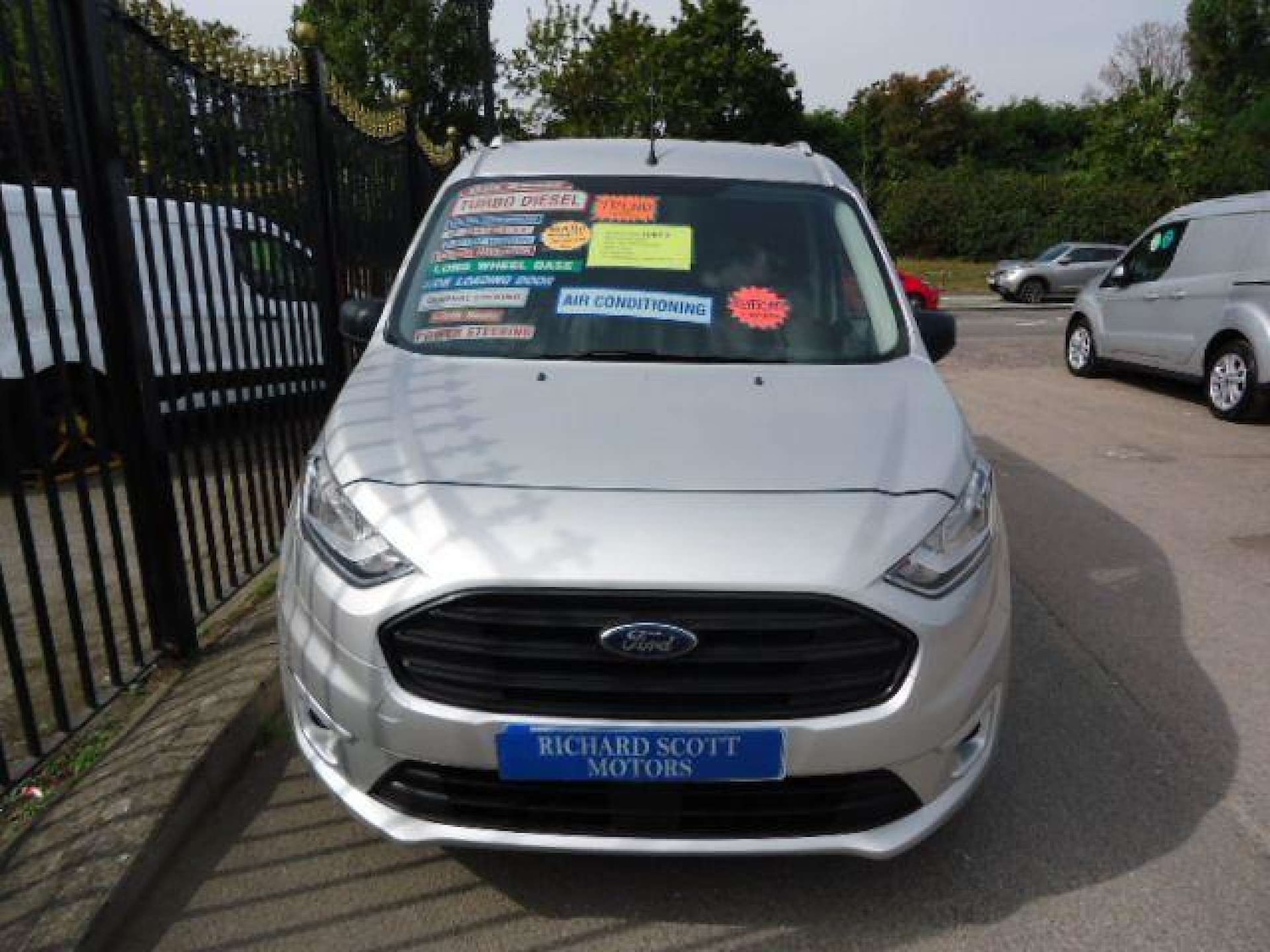 Used Ford Transit Connect 2019 for sale - 76601081: Photo 4