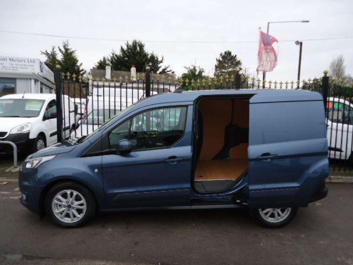 Used Ford Transit Connect 2023 for sale - 76601049: Photo 7