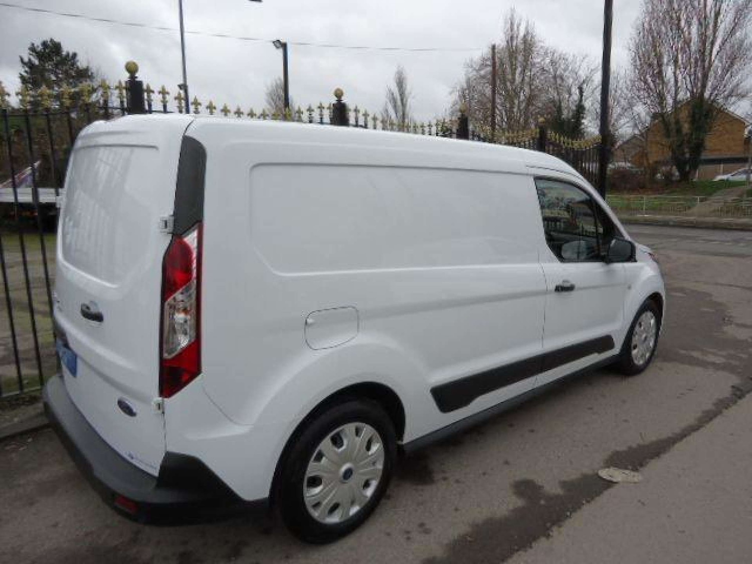 Used Ford Transit Connect 2021 for sale - 76600998: Photo 2