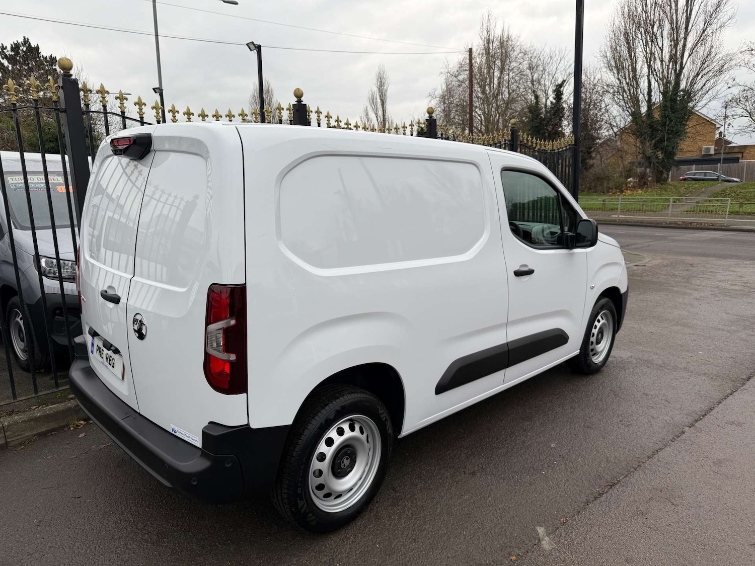 Used Vauxhall Combo 2025 for sale - 76969212: Photo 2