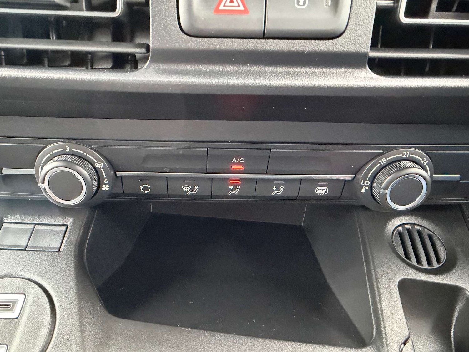 Used Citroen Berlingo 2025 for sale - 76601126: Photo 17