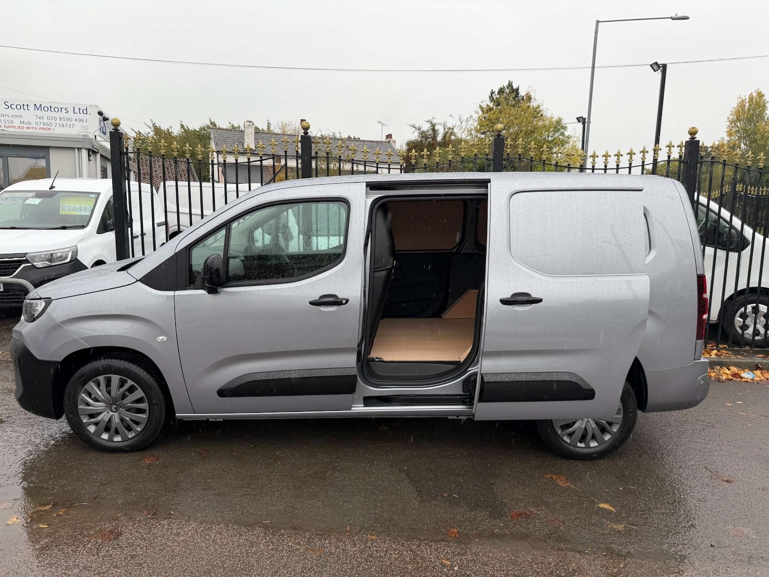 Used Citroen Berlingo 2025 for sale - 76601126: Photo 8