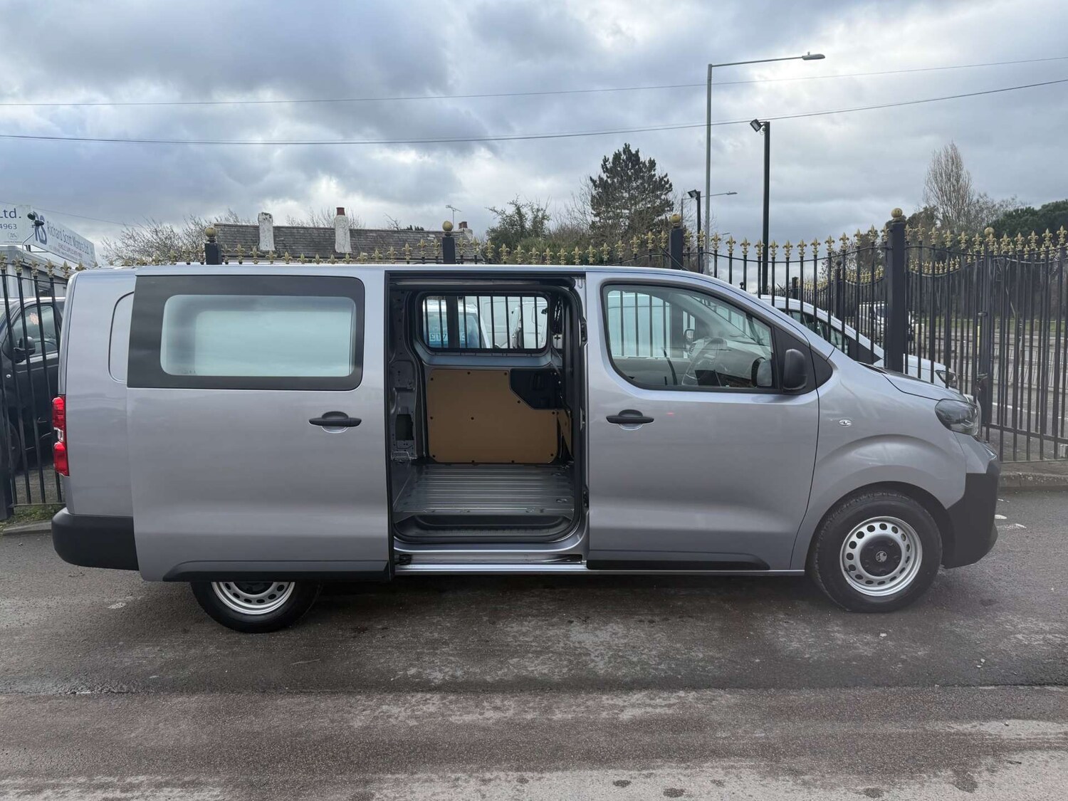 Used Vauxhall Vivaro 2026 for sale - 77567777: Photo 6