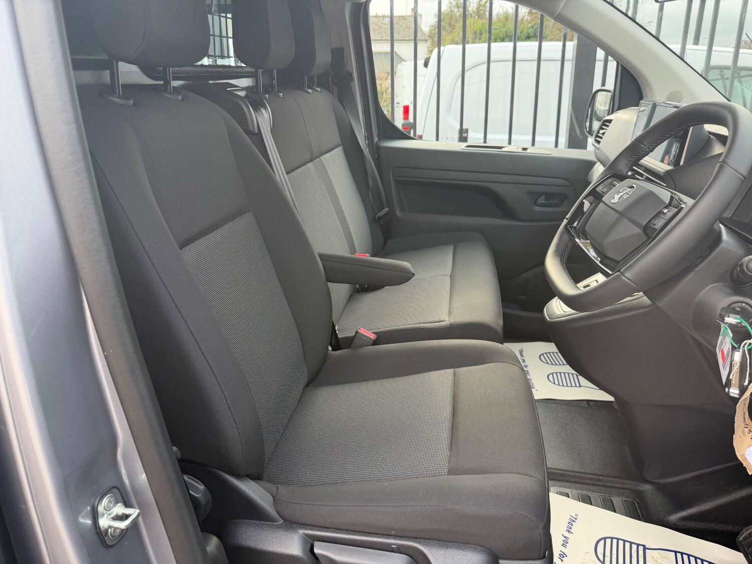 Used Vauxhall Vivaro 2026 for sale - 77567777: Photo 9