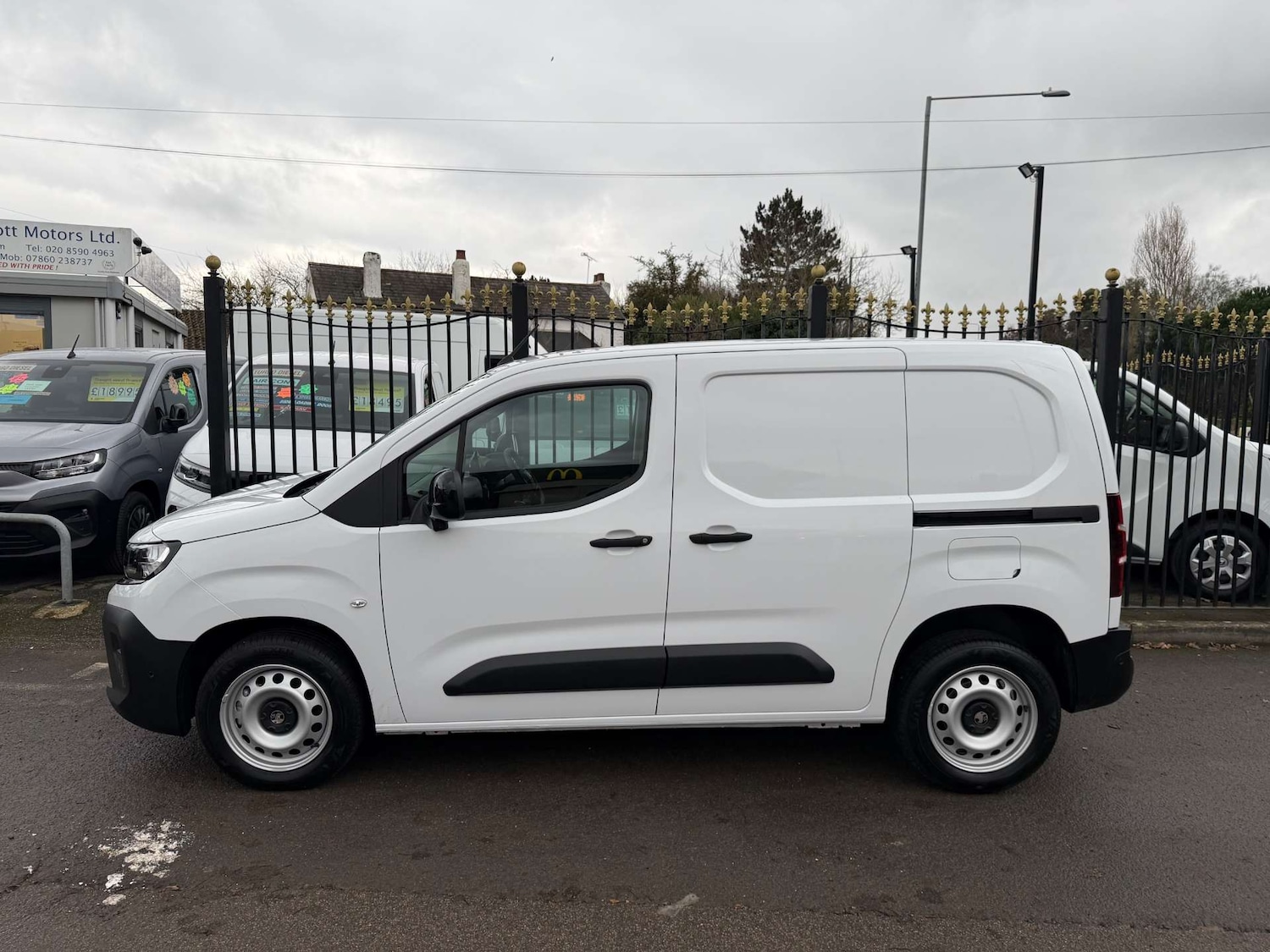 Used Vauxhall Combo 2025 for sale - 76969210: Photo 6
