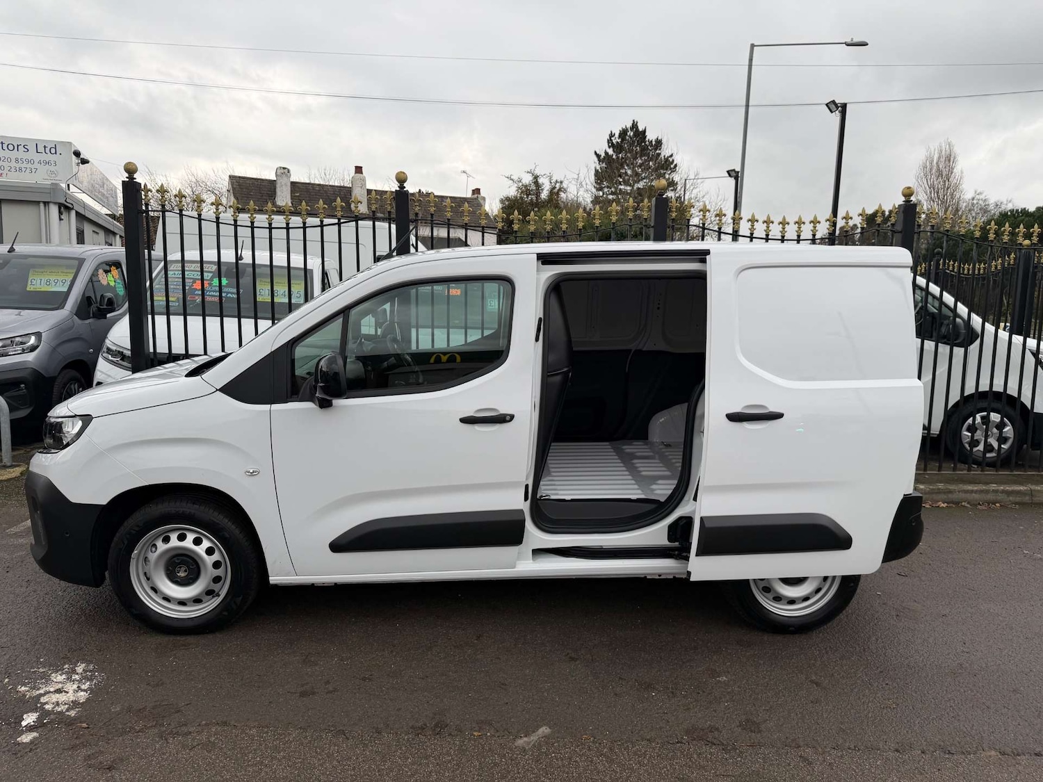 Used Vauxhall Combo 2025 for sale - 76969210: Photo 7