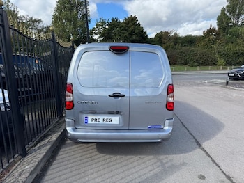 Used Citroen Berlingo 2025 for sale - 75936532: Photo