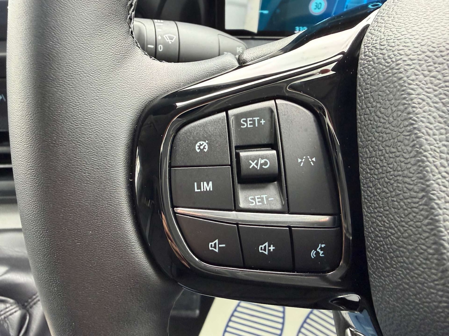 Used Ford Transit Custom 2025 for sale - 76601088: Photo 16