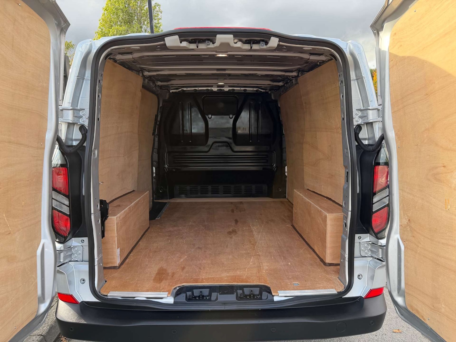 Used Ford Transit Custom 2024 for sale - 76601132: Photo 17