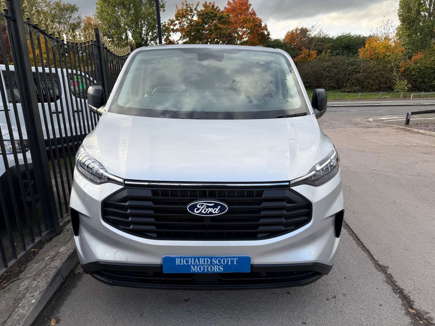 Used Ford Transit Custom 2024 for sale - 76601132: Photo 3