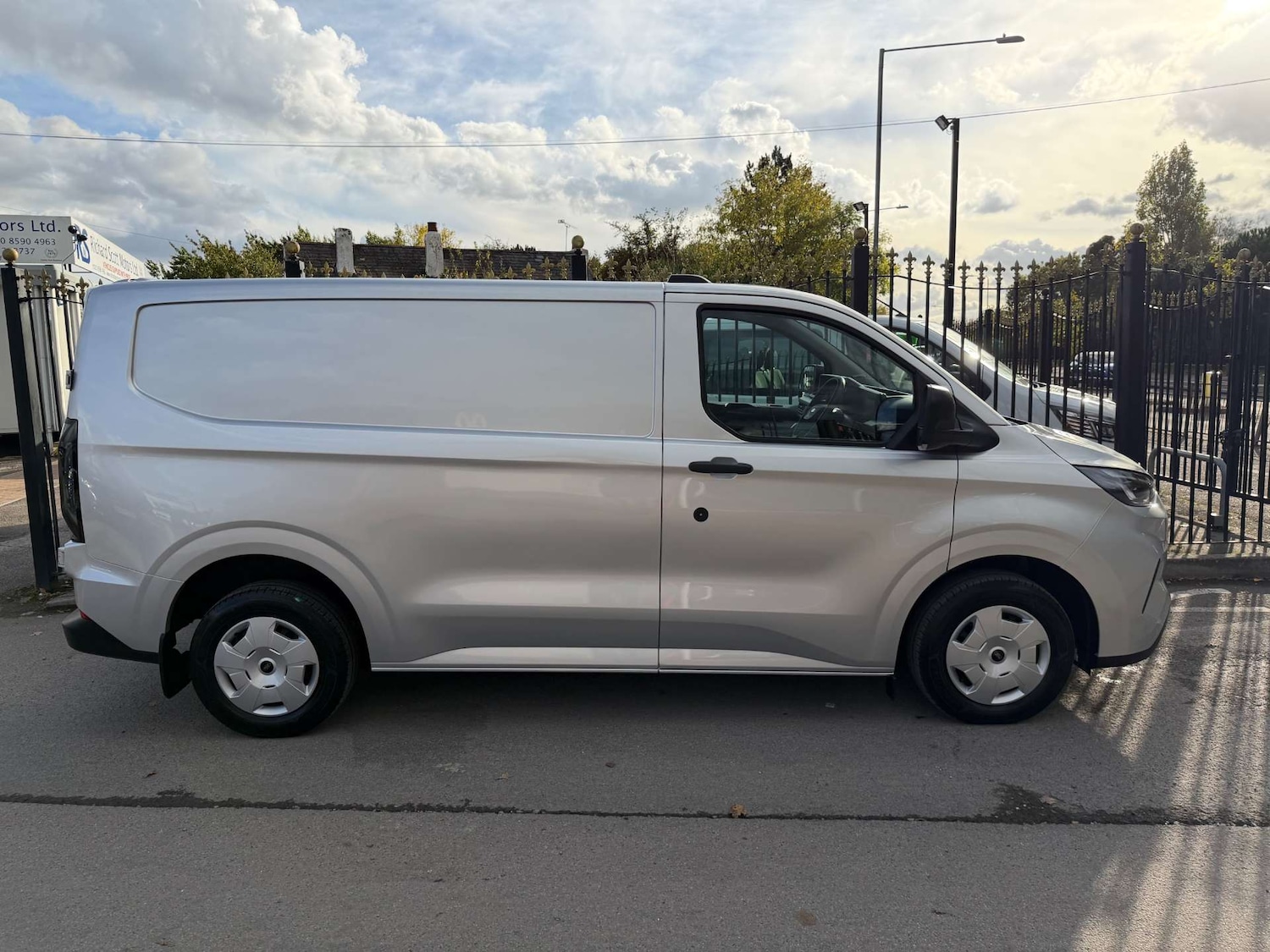 Used Ford Transit Custom 2024 for sale - 76601132: Photo 5