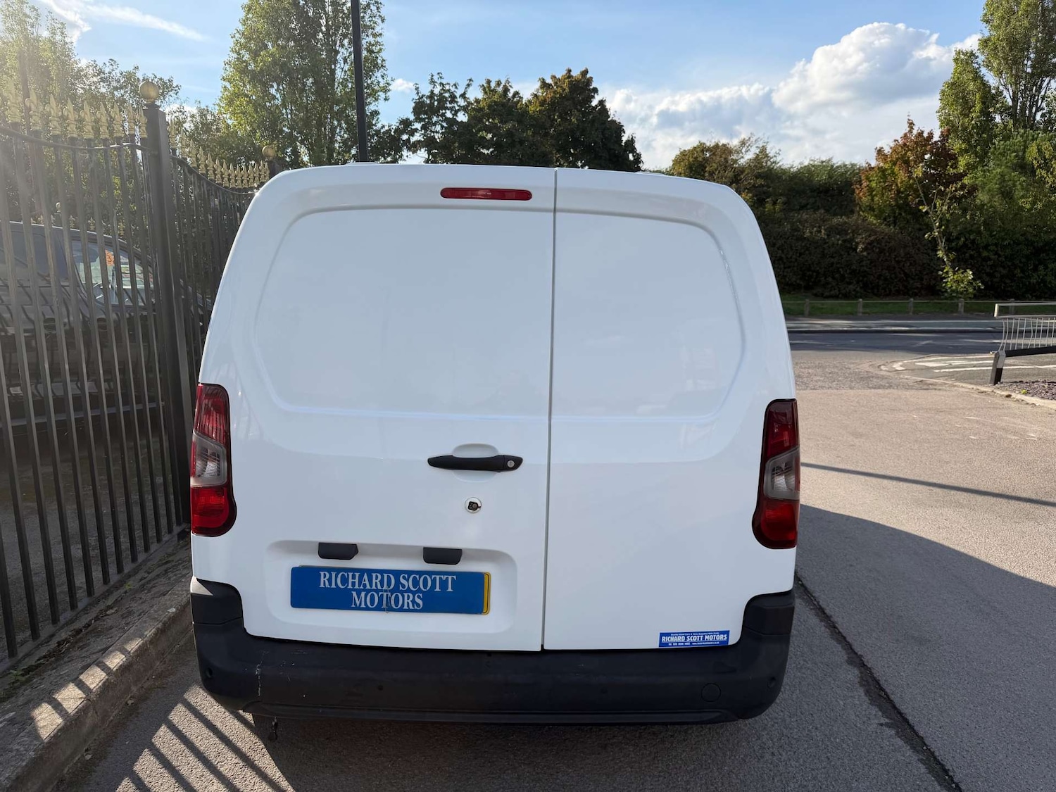 Used Peugeot Partner 2019 for sale - 76278384: Photo 4
