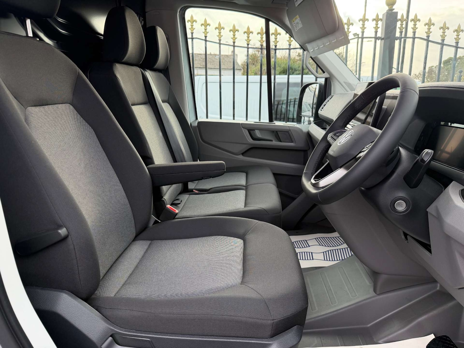 Used Volkswagen Crafter 2025 for sale - 76861619: Photo 8