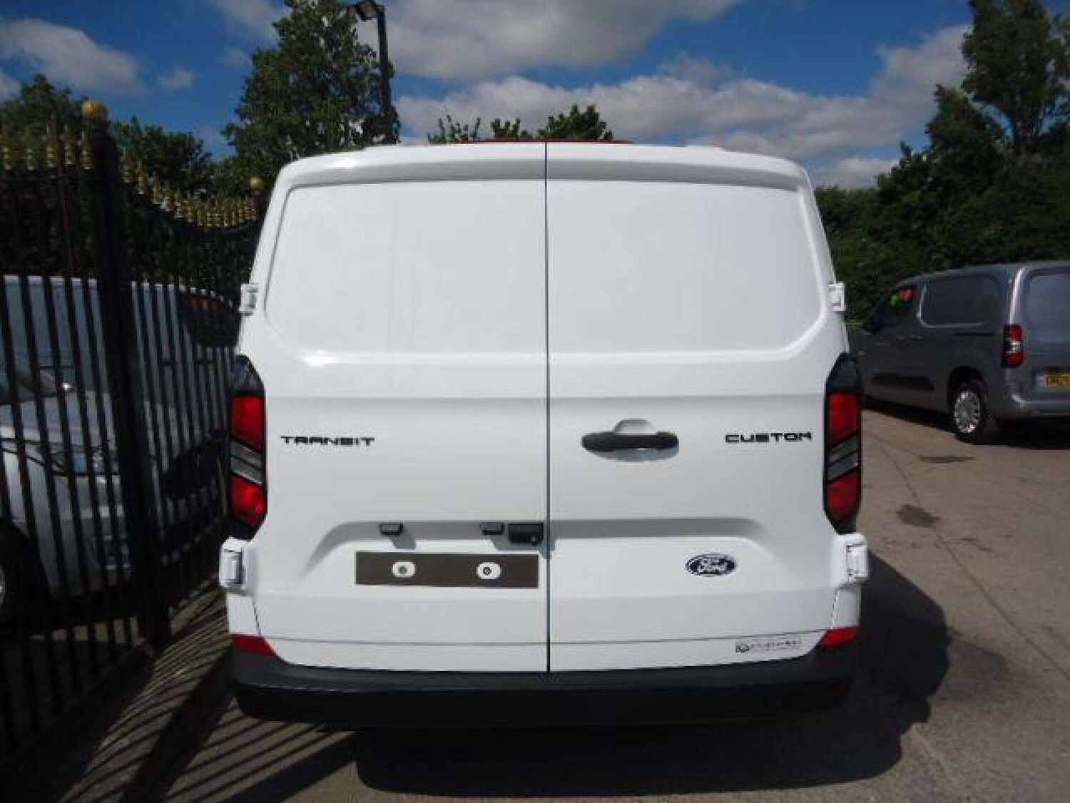 Used Ford Transit Custom 2025 for sale - 76600717: Photo 4