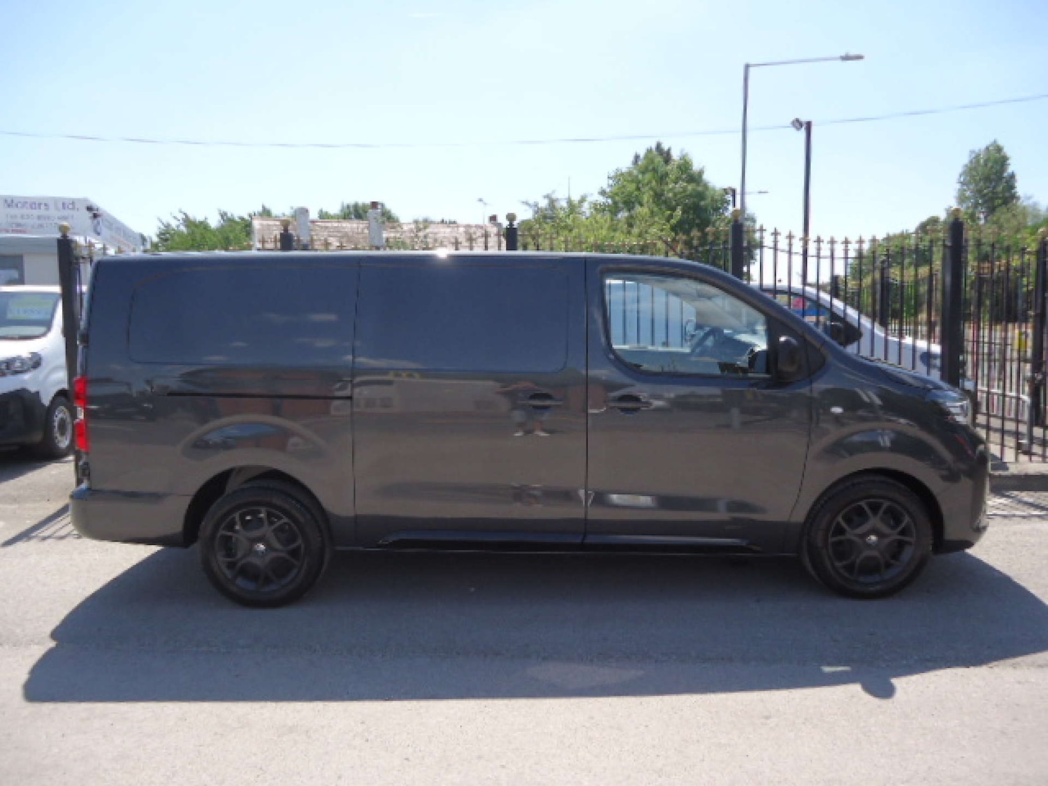 Used Vauxhall Vivaro 2025 for sale - 76312670: Photo 5