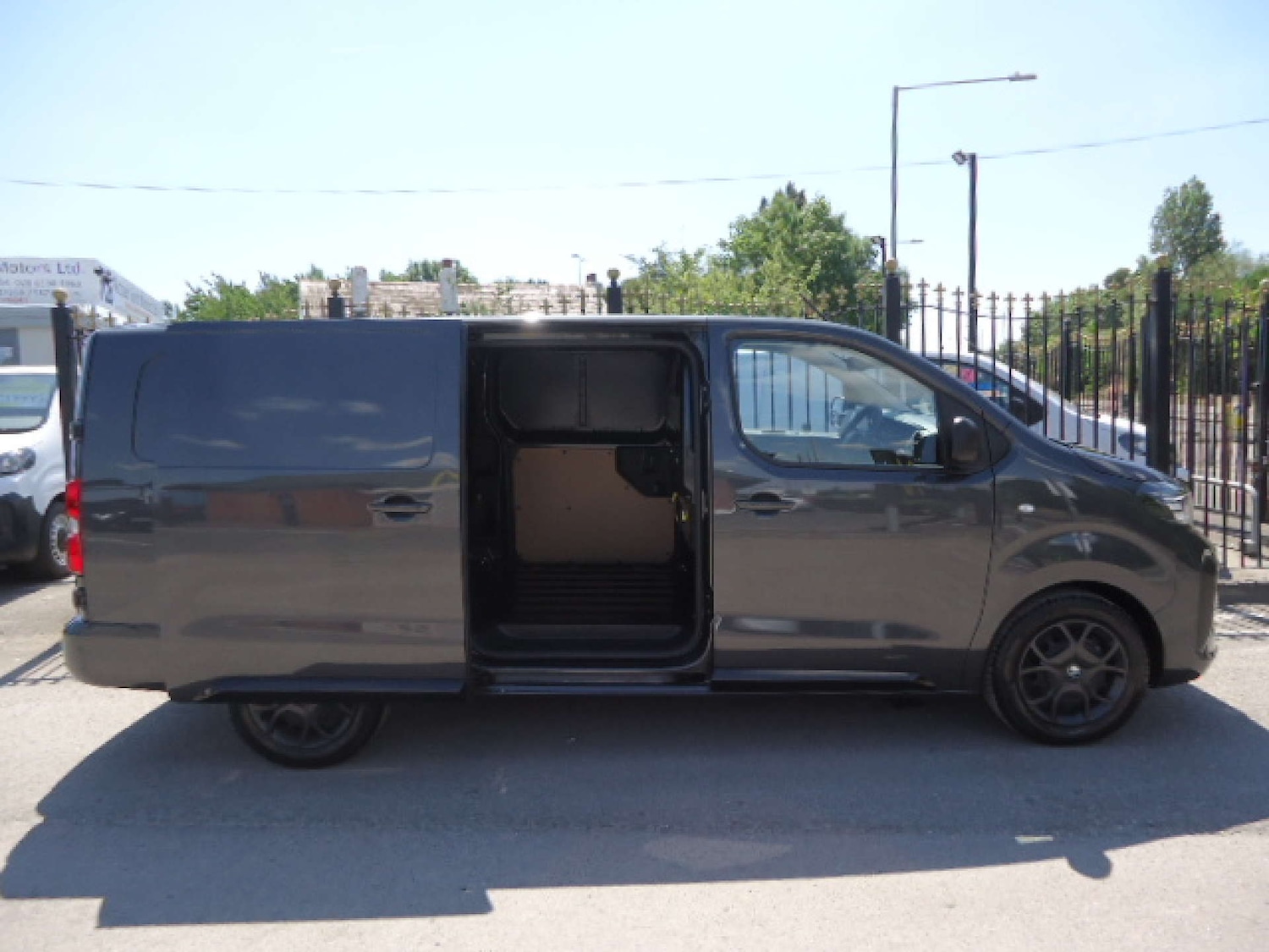 Used Vauxhall Vivaro 2025 for sale - 76312670: Photo 6