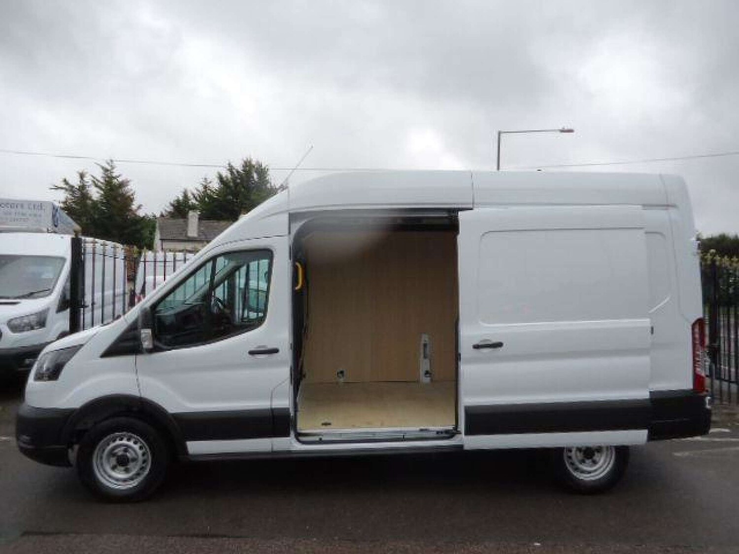 Used Ford Transit 2024 for sale - 76363862: Photo 7