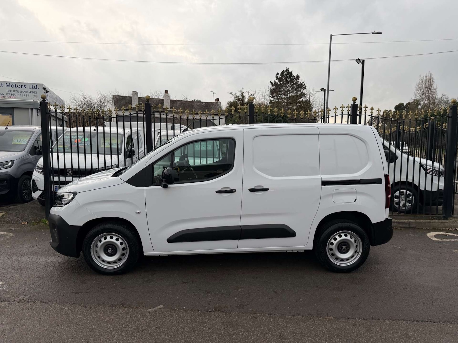 Used Vauxhall Combo 2025 for sale - 76961806: Photo 6