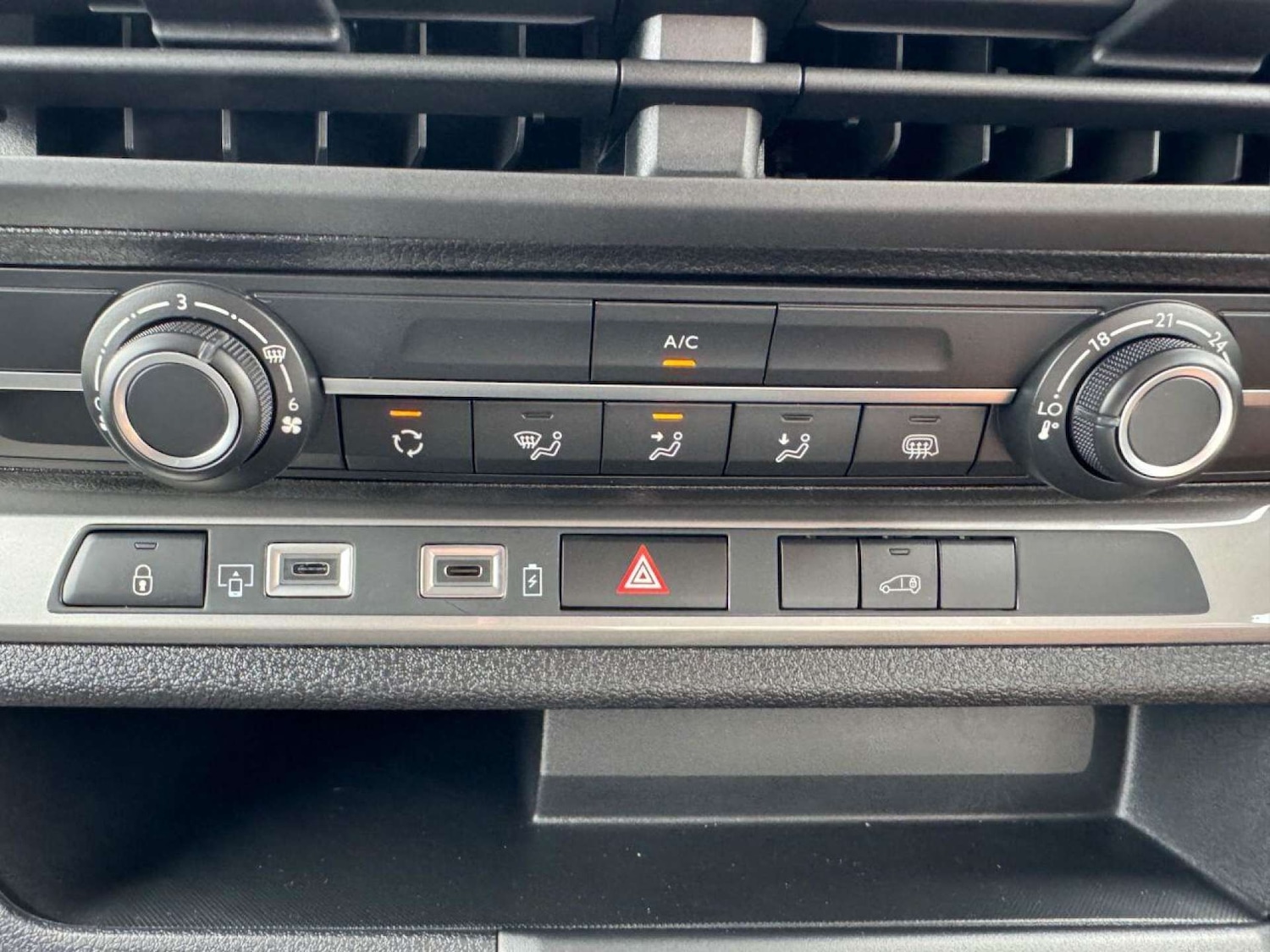 Used Vauxhall Vivaro 2025 for sale - 76600587: Photo 19