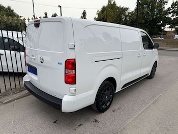 Used Vauxhall Vivaro 2025 for sale - 76600587: Photo