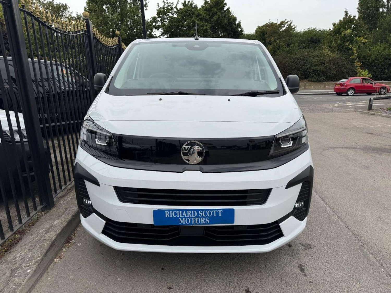 Used Vauxhall Vivaro 2025 for sale - 76600587: Photo 3