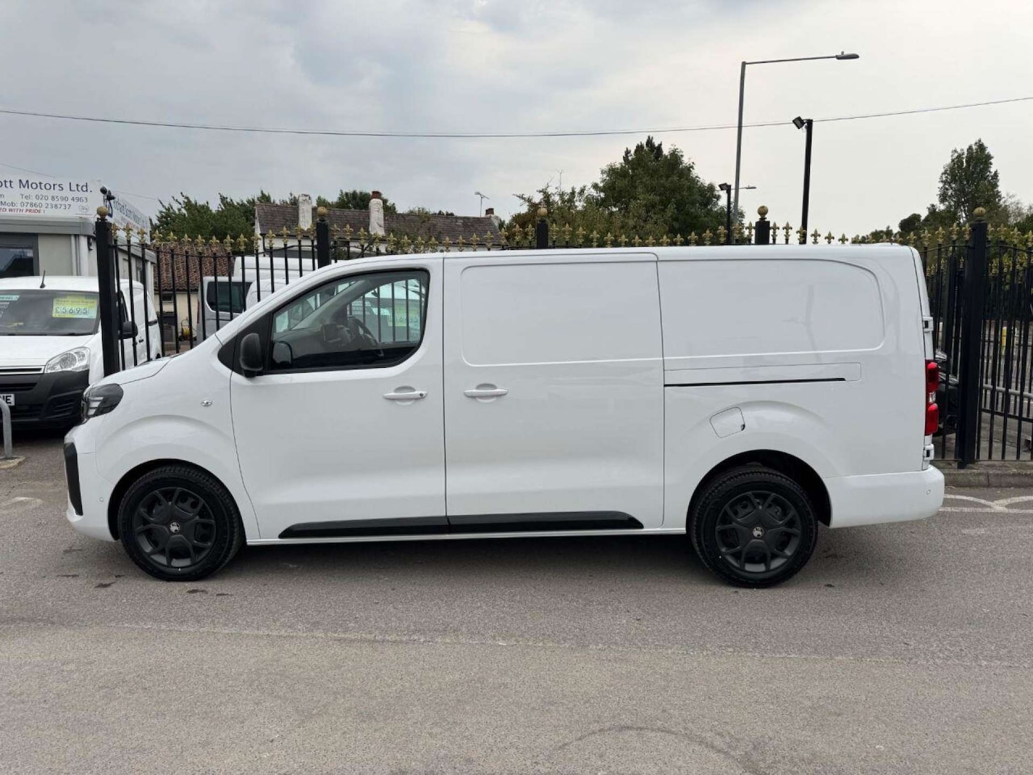 Used Vauxhall Vivaro 2025 for sale - 76600587: Photo 7