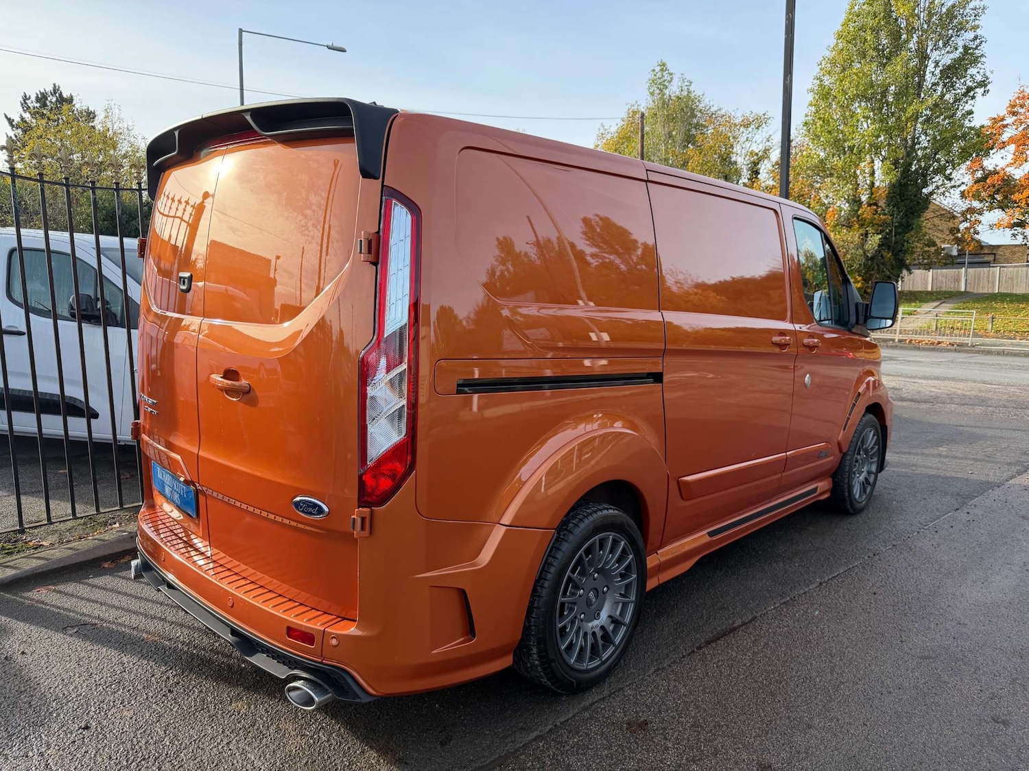 Used Ford Transit Custom 2023 for sale - 76412634: Photo 2
