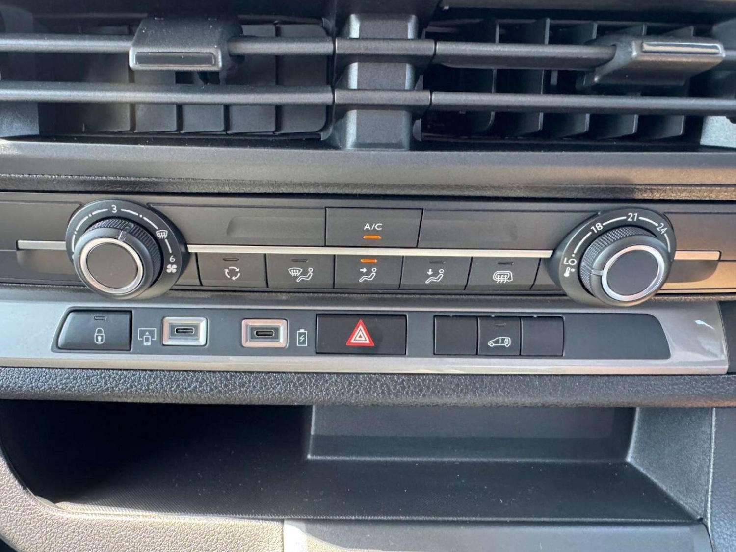 Used Vauxhall Vivaro 2025 for sale - 76600641: Photo 19