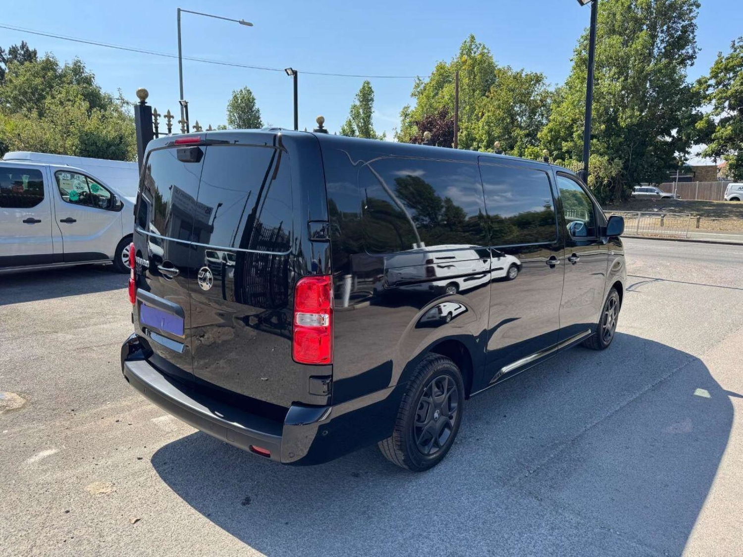 Used Vauxhall Vivaro 2025 for sale - 76600641: Photo 2