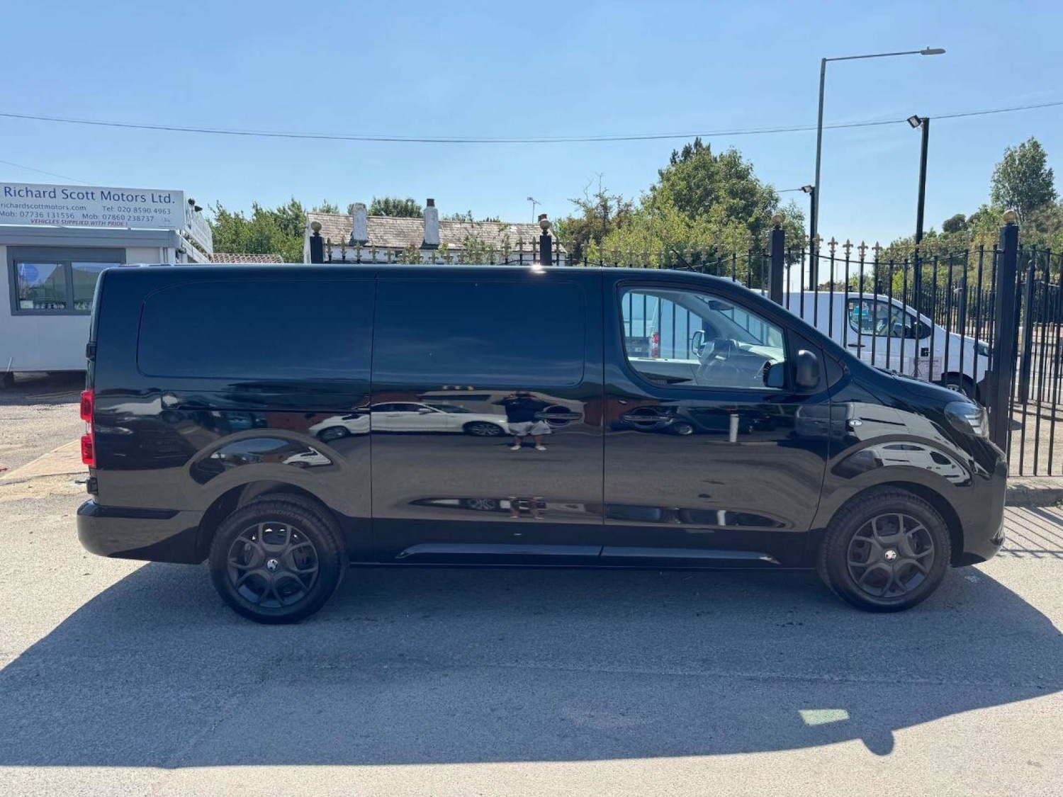 Used Vauxhall Vivaro 2025 for sale - 76600641: Photo 5