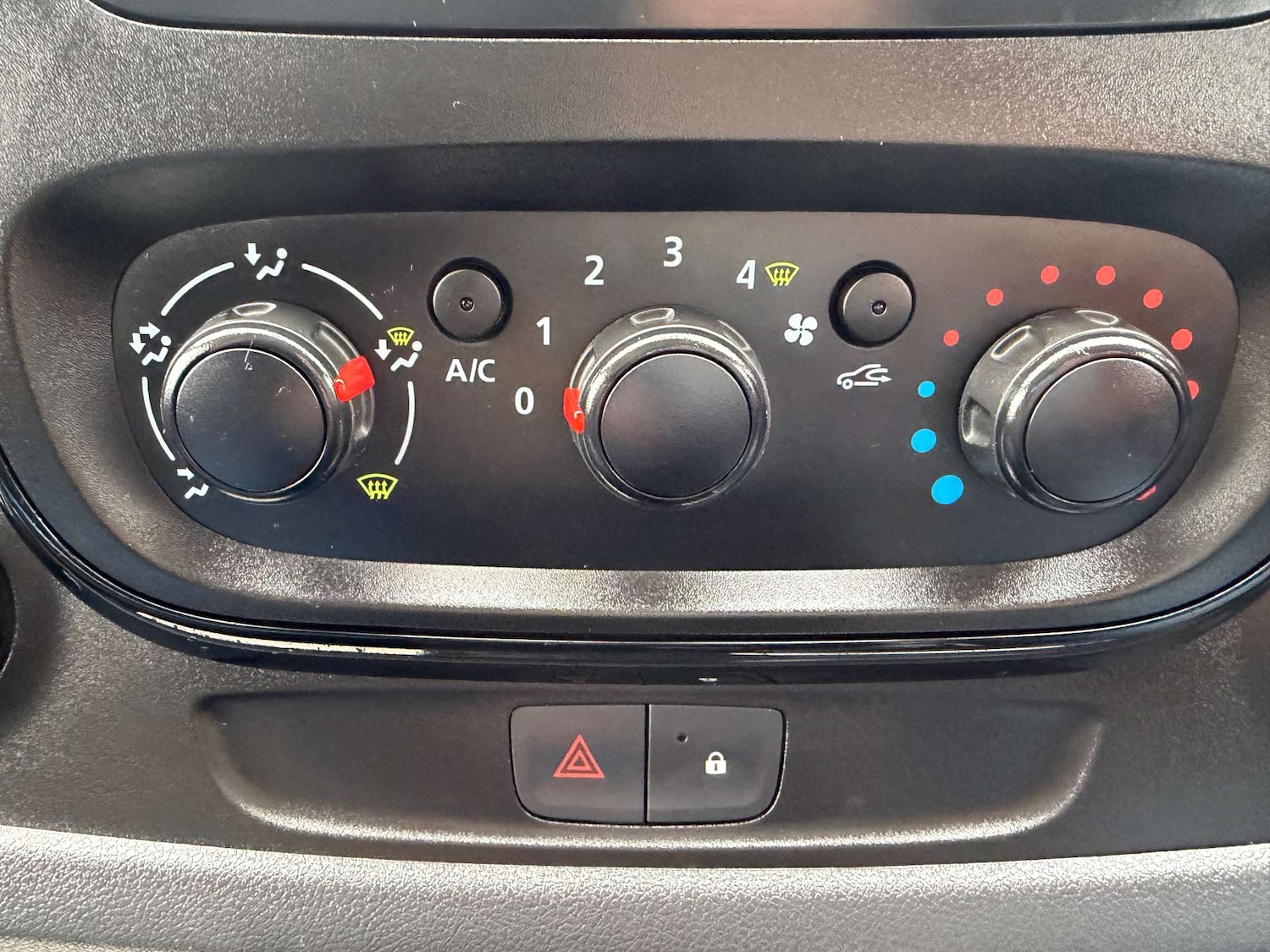 Used Vauxhall Vivaro 2019 for sale - 77355541: Photo 13