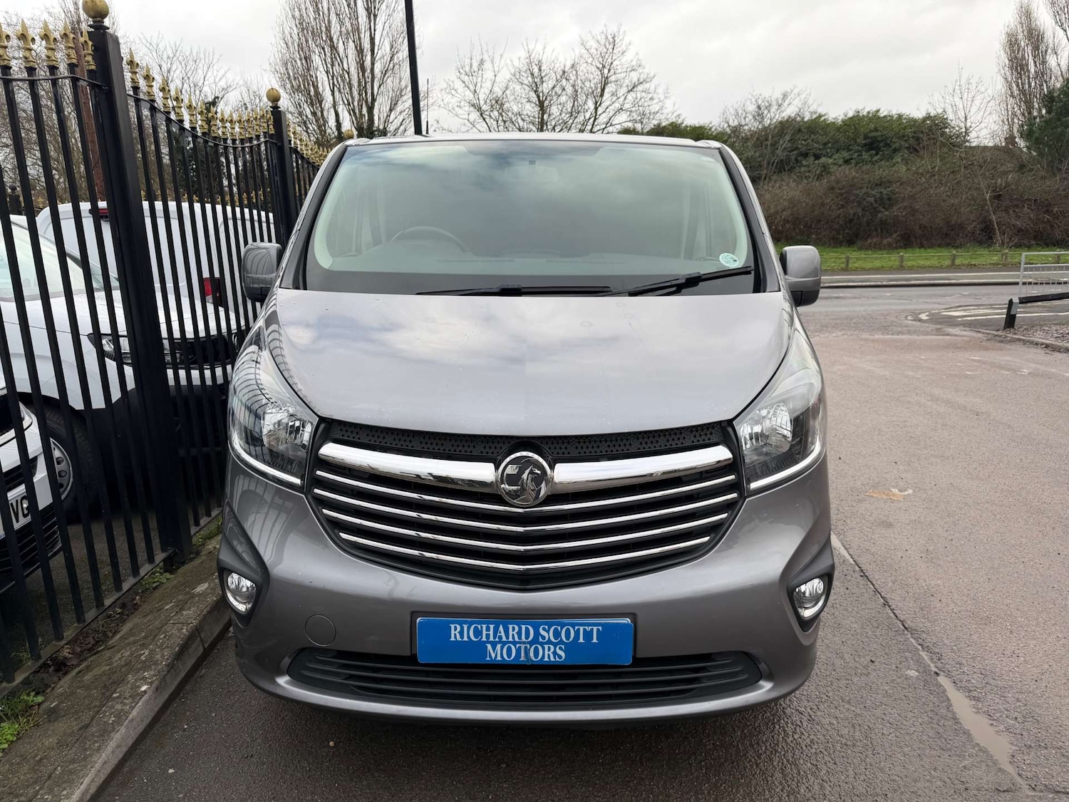 Used Vauxhall Vivaro 2019 for sale - 77355541: Photo 3