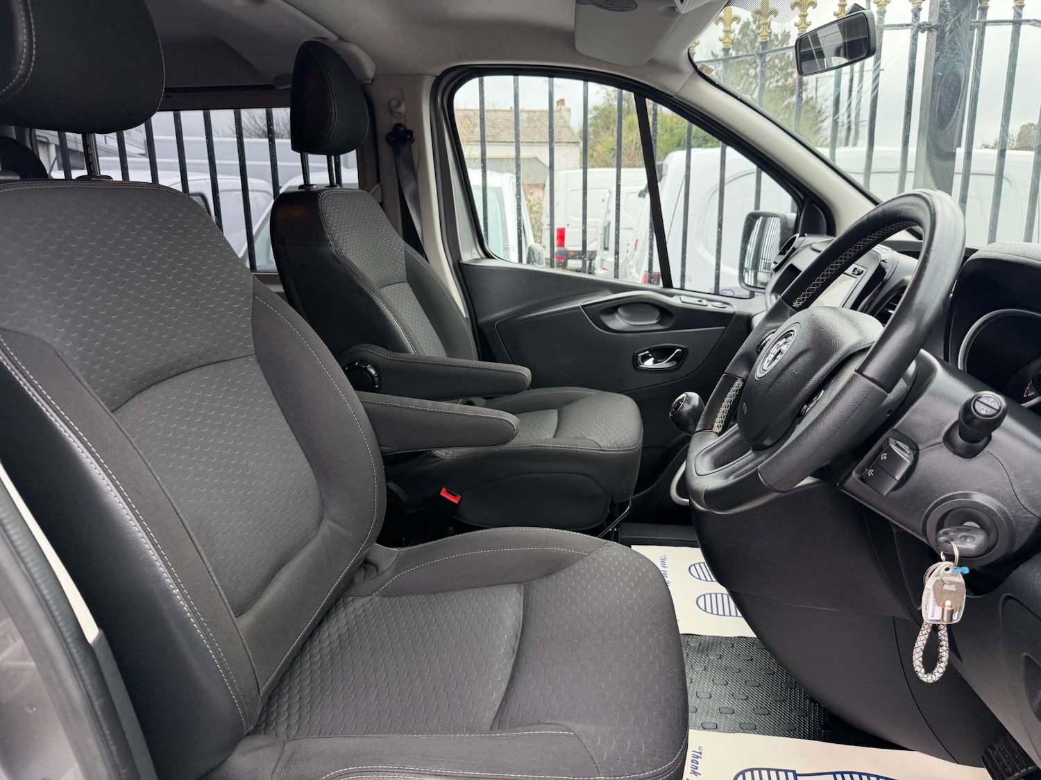 Used Vauxhall Vivaro 2019 for sale - 77355541: Photo 7