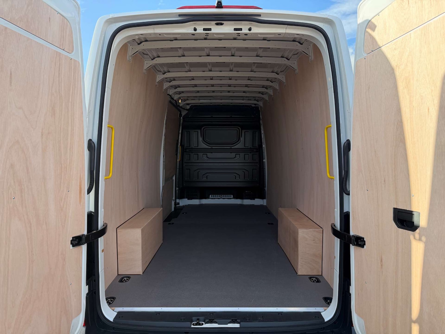 Used Volkswagen Crafter 2025 for sale - 76567743: Photo 15