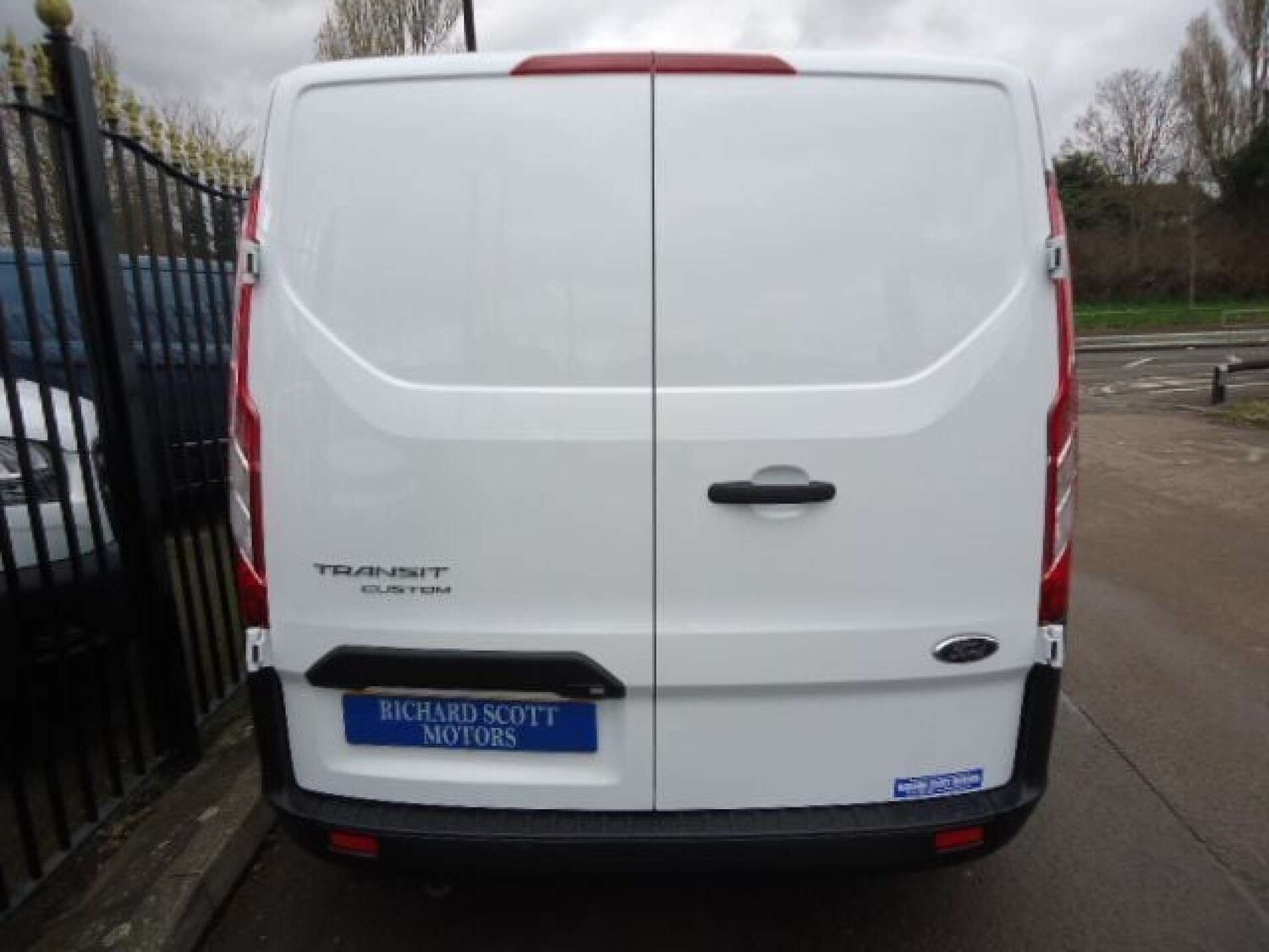 Used Ford Transit Custom 2023 for sale - 76600850: Photo 4