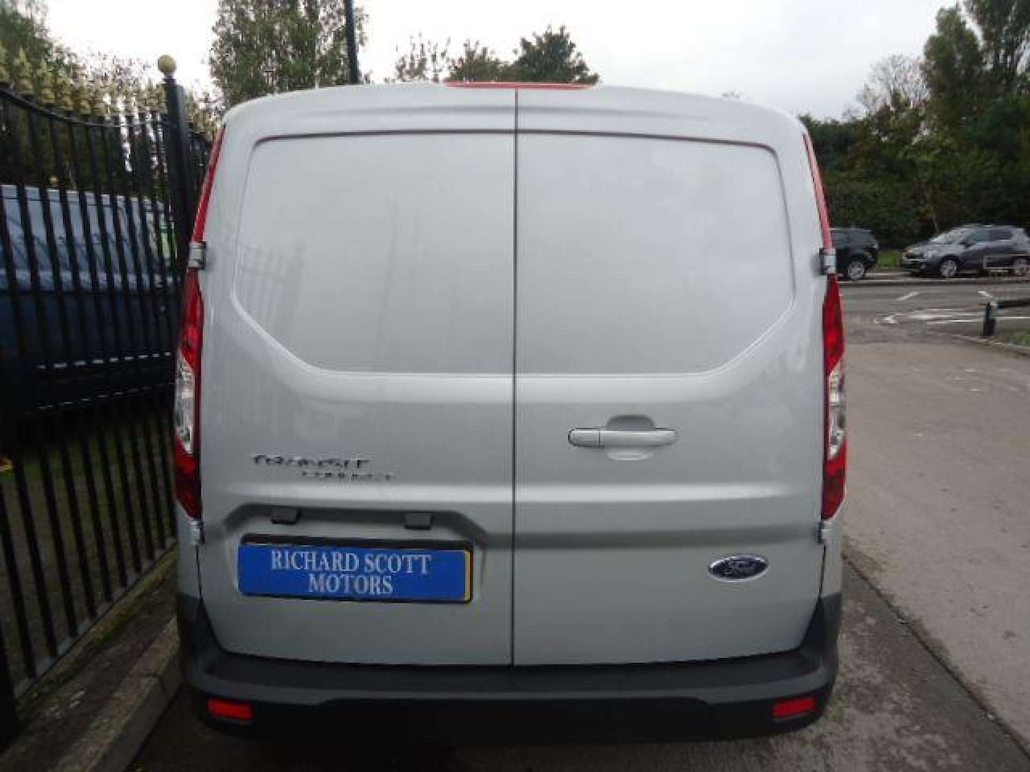 Used Ford Transit Connect 2023 for sale - 76601101: Photo 4