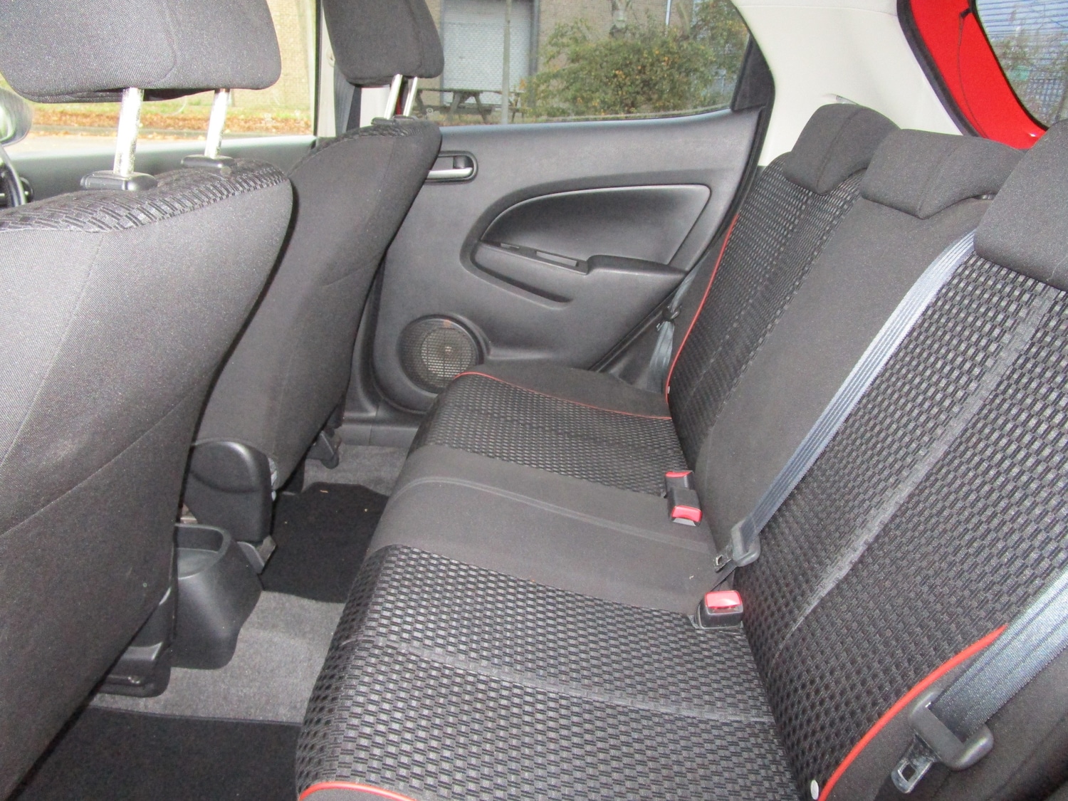 Used Mazda Mazda2 2011 for sale - 76490940: Photo 11