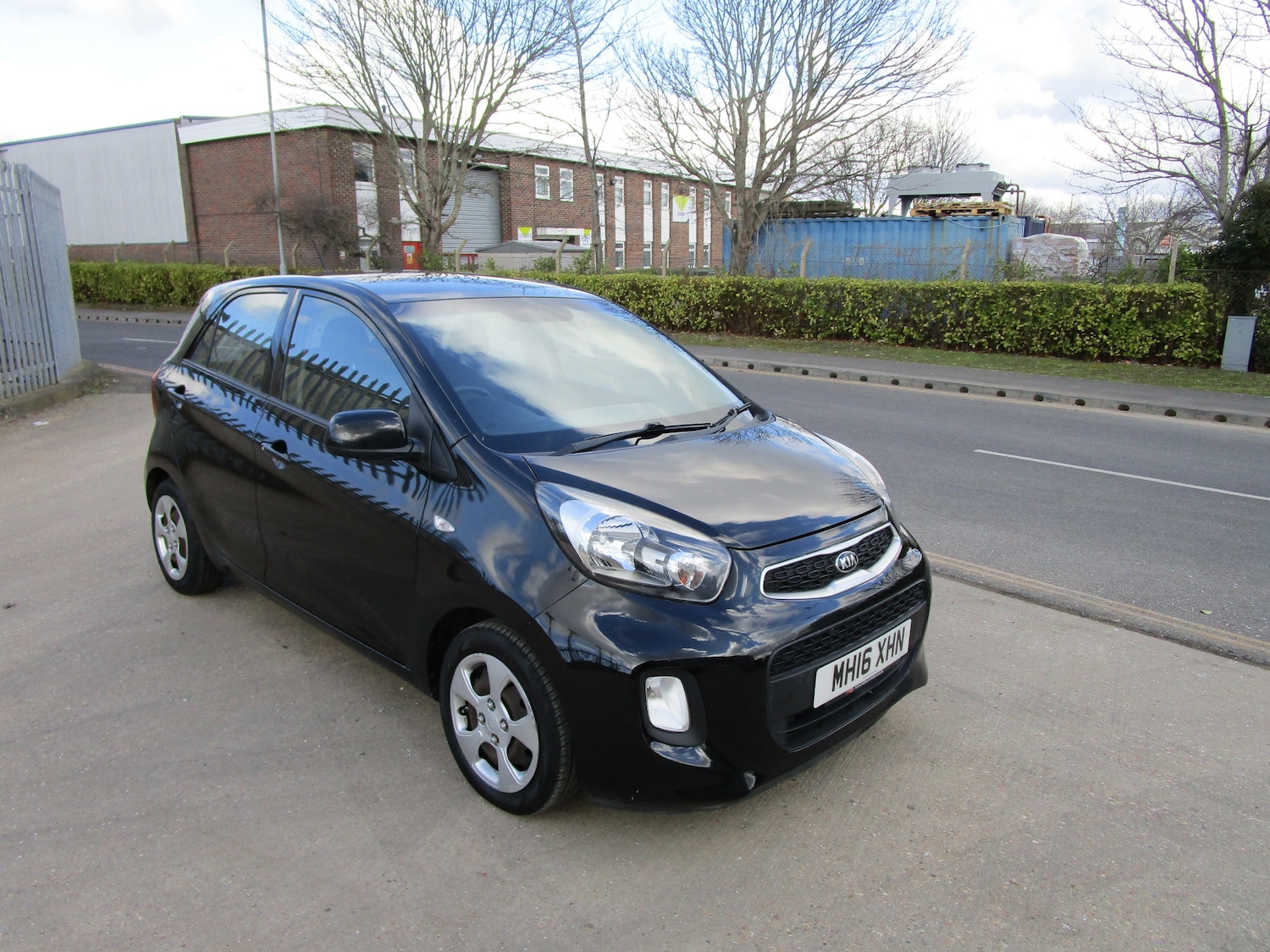 Used Kia Picanto 2016 for sale - 76395606: Photo 1